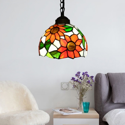 Elegant Tiffany Style Pendant Light with Oversize Sunflower Pattern