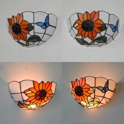 Tiffany Style Colorful Wall Light with Flower and Butterfly Pattern Class Shade Sconce Light for Foyer