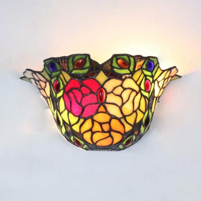 1 Light Flower Shape Wall Lamp Tiffany Style Antique Stained Glass Wall Light for Bathroom Foyer
