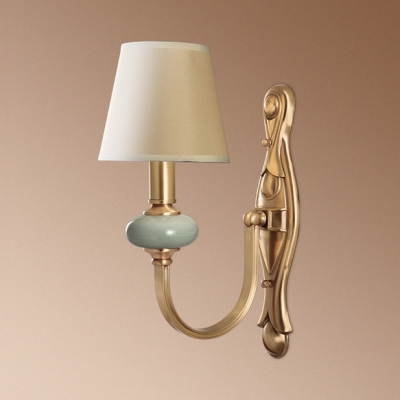 1 Light Tapered Wall Light Antique Style Metal Sconce Light in Brass for Bedroom Study Room