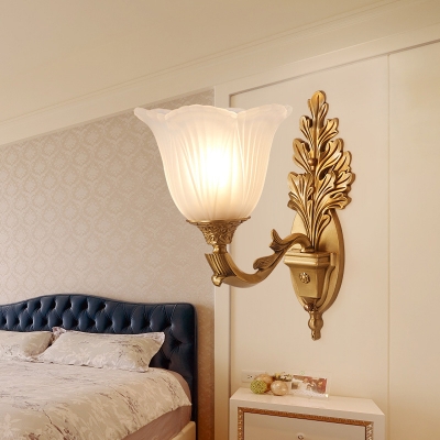 Antique Style Brass Wall Light with Leaf Body Flower Shade 1/2 Lights Metal Sconce Light for Bedroom