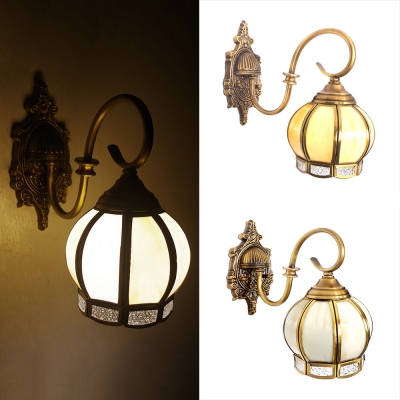 Vintage Style Sconce Light with Lantern Shade 1 Light Brass Wall Light for Bedroom Dining Room