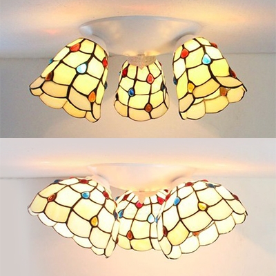 Bell Shape Ceiling Mounted Light 3 Lights Tiffany Style Stained Glass Overhead Light for Bedroom