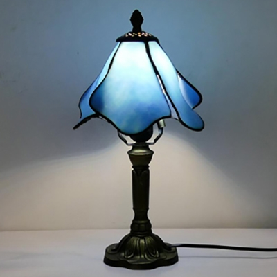 Beige/Blue/Pink Desk Light 1 Head Tiffany Rustic Art Glass Desk Lamp with Plug-In Cord for Hotel