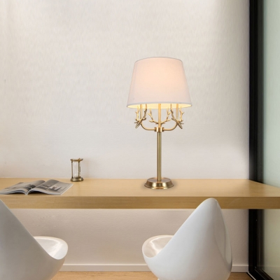 Bedroom Plug In Desk Lamp with Deer Decoration Fabric 1 Light Modern White Study Light