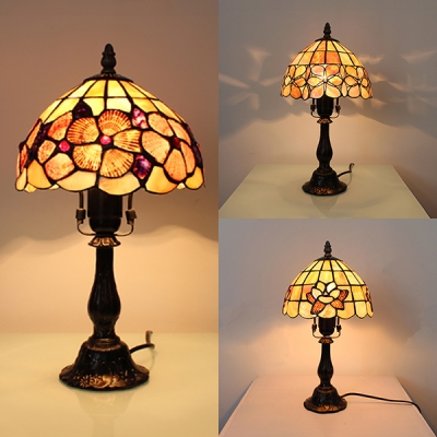 Flower/Hollow/Magnolia Hotel Desk Light Stained Glass 1 Head Tiffany Rustic Table Light with Bronze Body