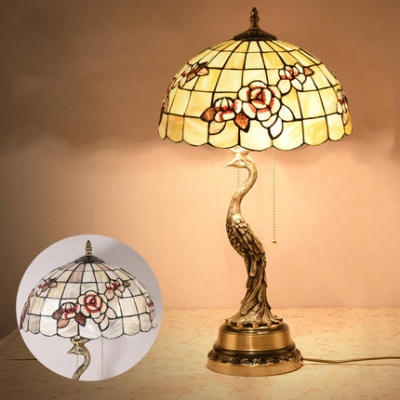 Antique Tiffany Beige Desk Light with Peacock 2 Lights Stained Glass Table Light for Living Room