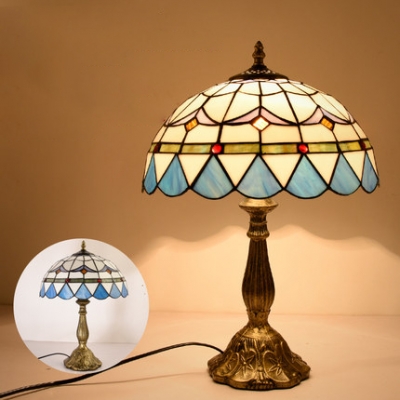 Art Glass Dome Table Light One Light Tiffany Traditional Table Lamp with Brass Body for Study Room