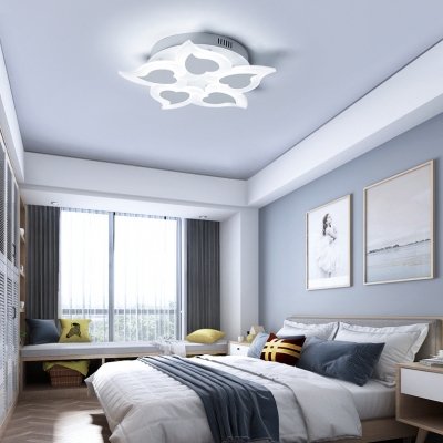 Contemporary Heart LED Flush Light Heart Metal Ceiling Lamp with Warm/White Lighting for Child Bedroom