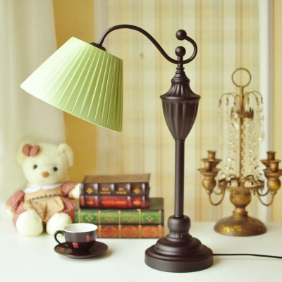 Fabric Fold Tapered Shade Desk Lamp 1 Light Antique Style Study Lighting with Plug In Cord for Bedroom