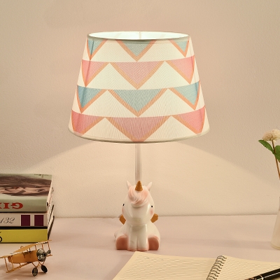 Dimmable Resin Pony LED Desk Lamp 1 Light Animal Eye-Caring Reading Lamp for Boy Child Bedroom