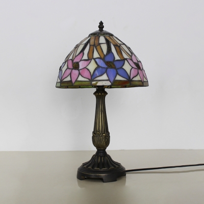Plant Bedside Table Desk Light Stained Glass 1 Light Rustic Tiffany Table Lamp with Bronze Body