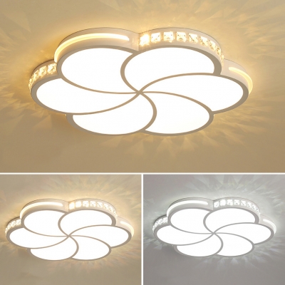 Eye-Caring Petal LED Ceiling Lamp Modern Acrylic Flush Light in Warm/White for Kid Bedroom