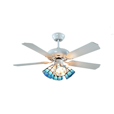 42 Inch Wood LED Ceiling Mount Light 3/4/5 Lights Tiffany Stylish Ceiling Fan in White for Restaurant