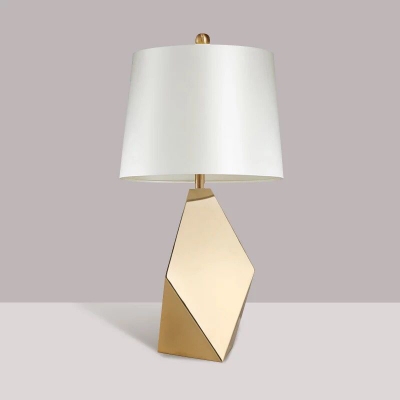 Metal Conical Body Study Light 1 Light Creative Desk Light in Brass for Living Room
