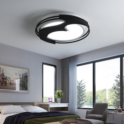 Modern Round LED Flush Mount Light Acrylic Ceiling Light in Warm White/White for Kid Bedroom