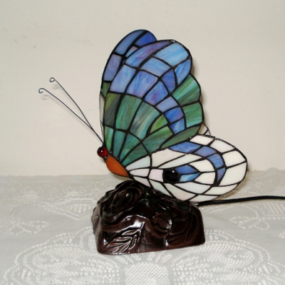 Stained Glass Butterfly Desk Light Bedroom 1 Light Creative Tiffany Table Light with Plug-In Cord