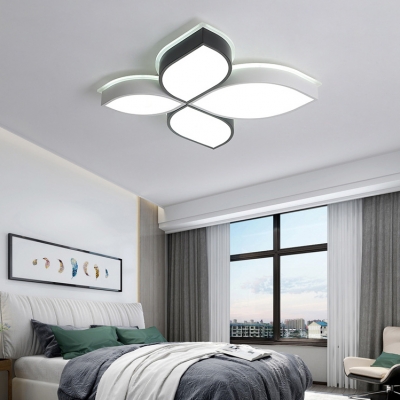 Four-Leaf Clover Ceiling Mount Light Modern Acrylic LED Flush Light in Warm/White for Adult Bedroom
