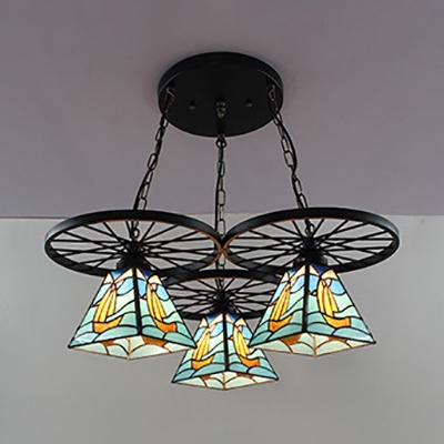Antique Stylish Craftsman Pendant Light 3 Lights Stained Glass Hanging Light with Wheel for Bar