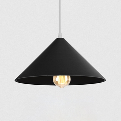 1 Head Conical Shade Hanging Light Industrial Iron Pendant Light in Black/White for Dining Table