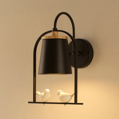 1 Light Bucket Wall Light with Bird Rustic Metal Sconce Lamp in Black/White for Balcony Bedroom
