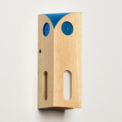 Modern Style Owl Wall Light Wooden Small Sconce Light in Blue/Green/Red for Kid Bedroom Corridor