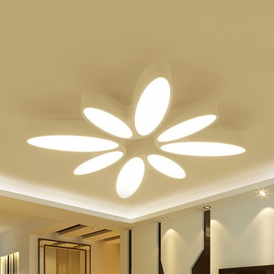 Petal Living Room Ceiling Light Metal Contemporary LED Flushmount Light in Warm/White
