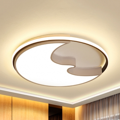 Contemporary Crescent LED Ceiling Mount Light Acrylic Flush Light in Warm/White for Kid Bedroom