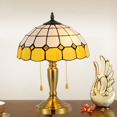 Art Glass Lattice Dome Table Light 2 Heads Traditional Tiffany Desk Lamp in Blue/Yellow for Bedroom