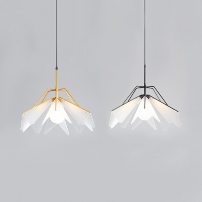 1 Light Plane Shade Pendant Light Contemporary Metal Hanging Light in Black/Gold for Bedroom