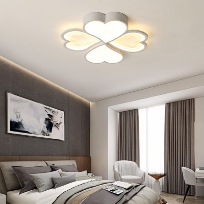 Metal Heart LED Ceiling Mount Light 4 Heads Romantic Third Gear/Warm/White Ceiling Lamp for Study Room