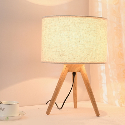 Tripod Wood Base Bedside Table Lamp Contemporary 1 Light Desk Lamp with Fabric Drum Shade