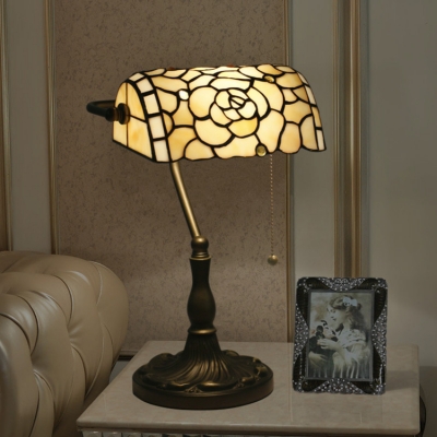 Beige Blossom Table Light 1 Head Tiffany Vintage Art Glass Banker Lamp for Bedroom Office