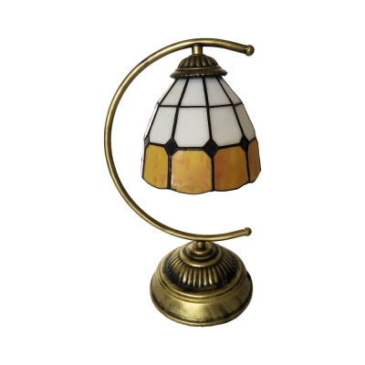 Traditional Tiffany Brass Desk Light Lattice Dome 1 Light Art Glass Table Light for Restaurant