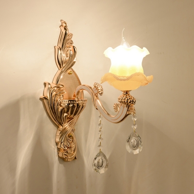 1 Light Petal Sconce Light with Striking Crystal Luxurious Style Metal Wall Lamp in Gold for Bathroom