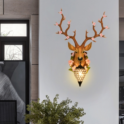 1 Light Deer Wall Light with Bloom Rustic Village Resin Indoor Sconce Lighting