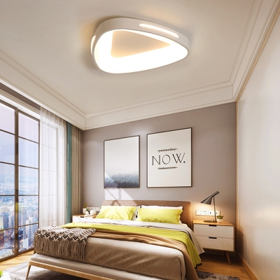Triangle Living Room Ceiling Flush Lights Acrylic Shade LED Modern Flush Mount Lighting in White