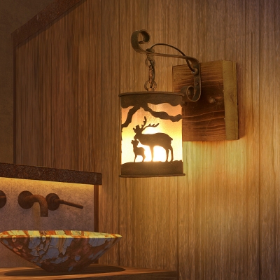 1 Light Deer Cylinder Wall Sconce Industrial Wood Backplate Wall Light Lamp Sconce in Rust