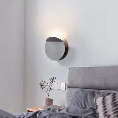 Disc Wall Lamp with Fold Design Nordic Style Metal Wall Mount Lighting in Warm with Black/Bronze/Gold/Grey/White Shade