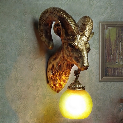 1 Light Goat Wall Mounted Lamp with Crystal/Glass Shade Country Style Wall Lighting in Gold