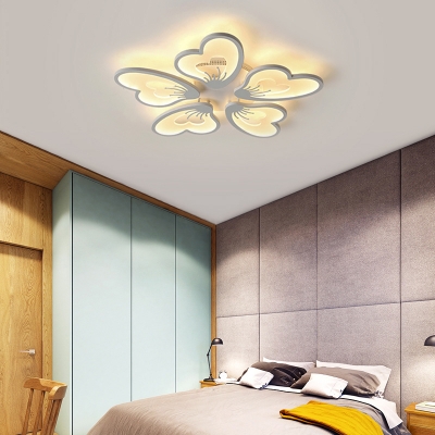 3/5 Lights Petal Flush Mount Ceiling Light Modern Metallic White Flush Lighting in Warm/White with Acrylic Diffuser