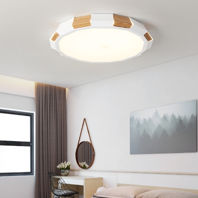 White Polygon Ceiling Mounted Fixture Contemporary Acrylic LED Flush Ceiling Light Fixture in Warm/White