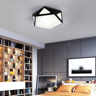 Black/White Faceted Flush Mount Light Modern Metal LED Flush Ceiling Light in Warm/White with Acrylic Diffuser, 16.5