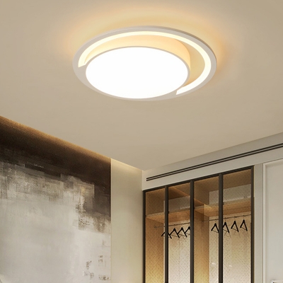 Simple Circular Flushmount Light Acrylic Warm/White Lighting LED Ceiling Lamp in White for Bedroom