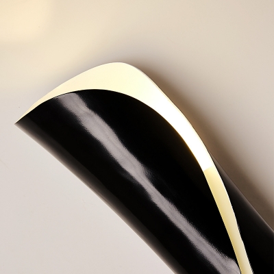 Black/White Twisted Surface Wall Sconce 21.5