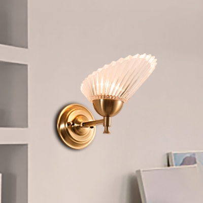 1 Bulb Scalloped Wall Light Sconce with Frosted Glass Shade Modernist Wall Mount Lamp in Brass