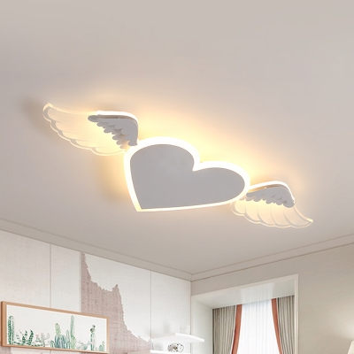 LED White/Pink Heart Close to Ceiling Lamp Kids Metal Flush Ceiling Light in Warm/White Light