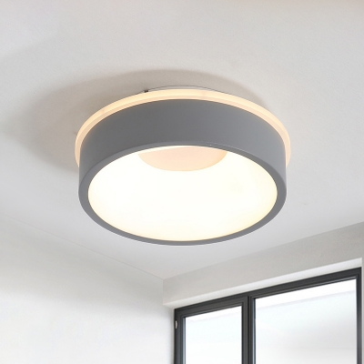 Hollowed Triangle/Round/Square Flush Lamp Nordic Metallic LED Grey/White Ceiling Mounted Light for Foyer