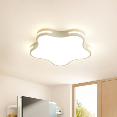 LED Bedroom Flush Mount Light Minimalist White Star Shape Acrylic Ceiling Lamp Kit