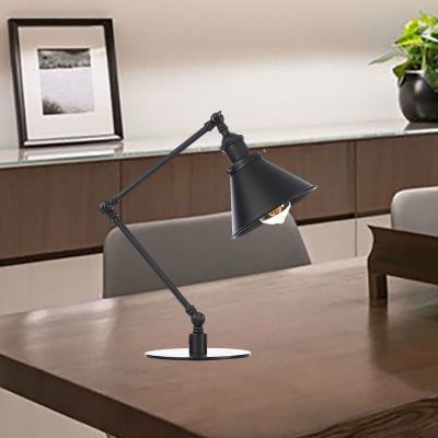 Black/Brass Finish Tapered Table Lighting Industrial Stylish 1 Light Metallic Table Lamp for Bedroom
